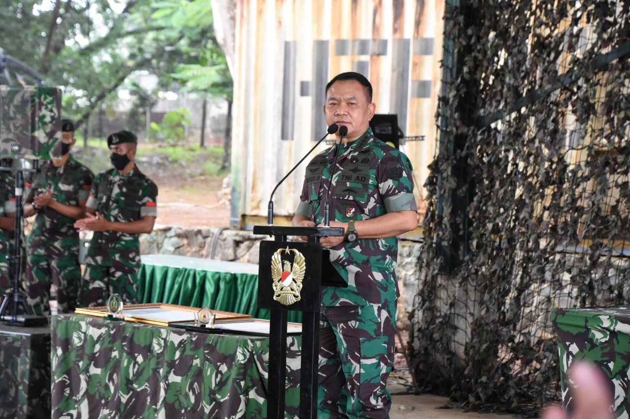 Dalam Rangka Penugasan Satgas Pamrahwan Papua, KSAD Mengecek Kesiapan Yonif Mekanis 203/AK
