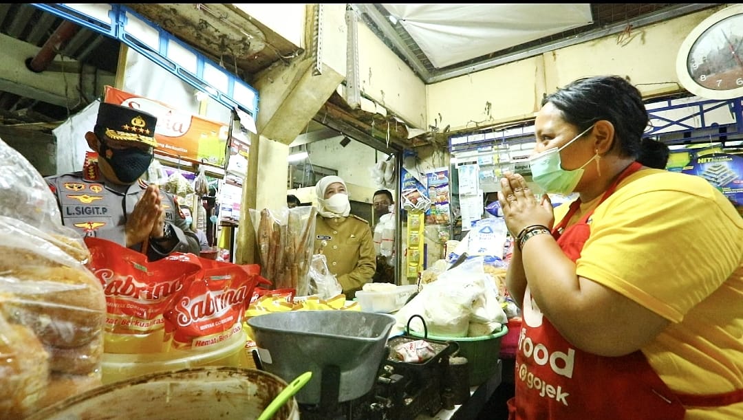 Minyak Goreng Curah Sesuai HET, Pedagang Pasar : Terima Kasih Pak Kapolri