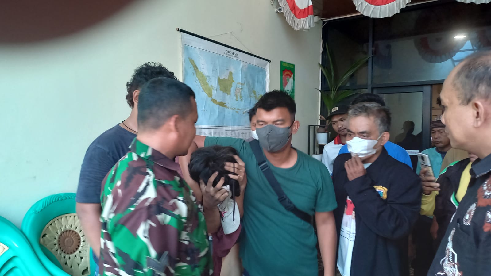 Babinsa Koramil 01/Koja Tangkap Pelaku Jambret di Jakarta Utara