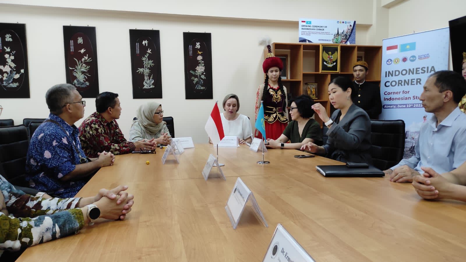 UPNVJ Jalin Kerja Sama Dengan Kazakh Ablai Khan University Bentuk Indonesian Corner