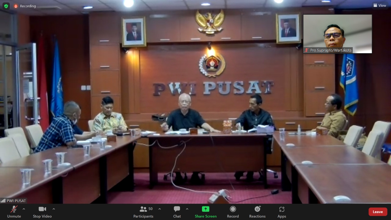 KUHP Baru Tertinggal Dua Abad KUHP Baru Tertinggal Dua Abad