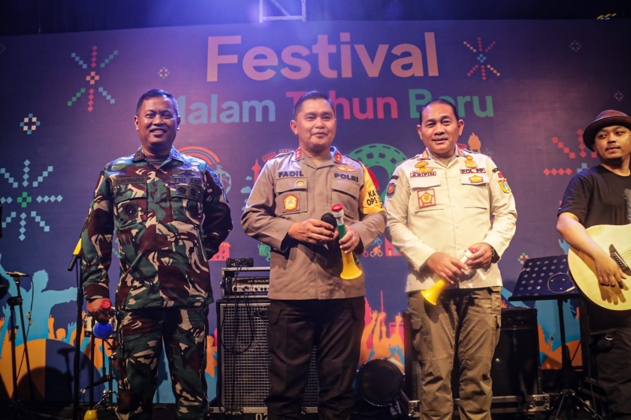 Pimpinan Tiga Pilar Kunjungi Festival Malam Tahun Baru di Bundaran Hotel Indonesia