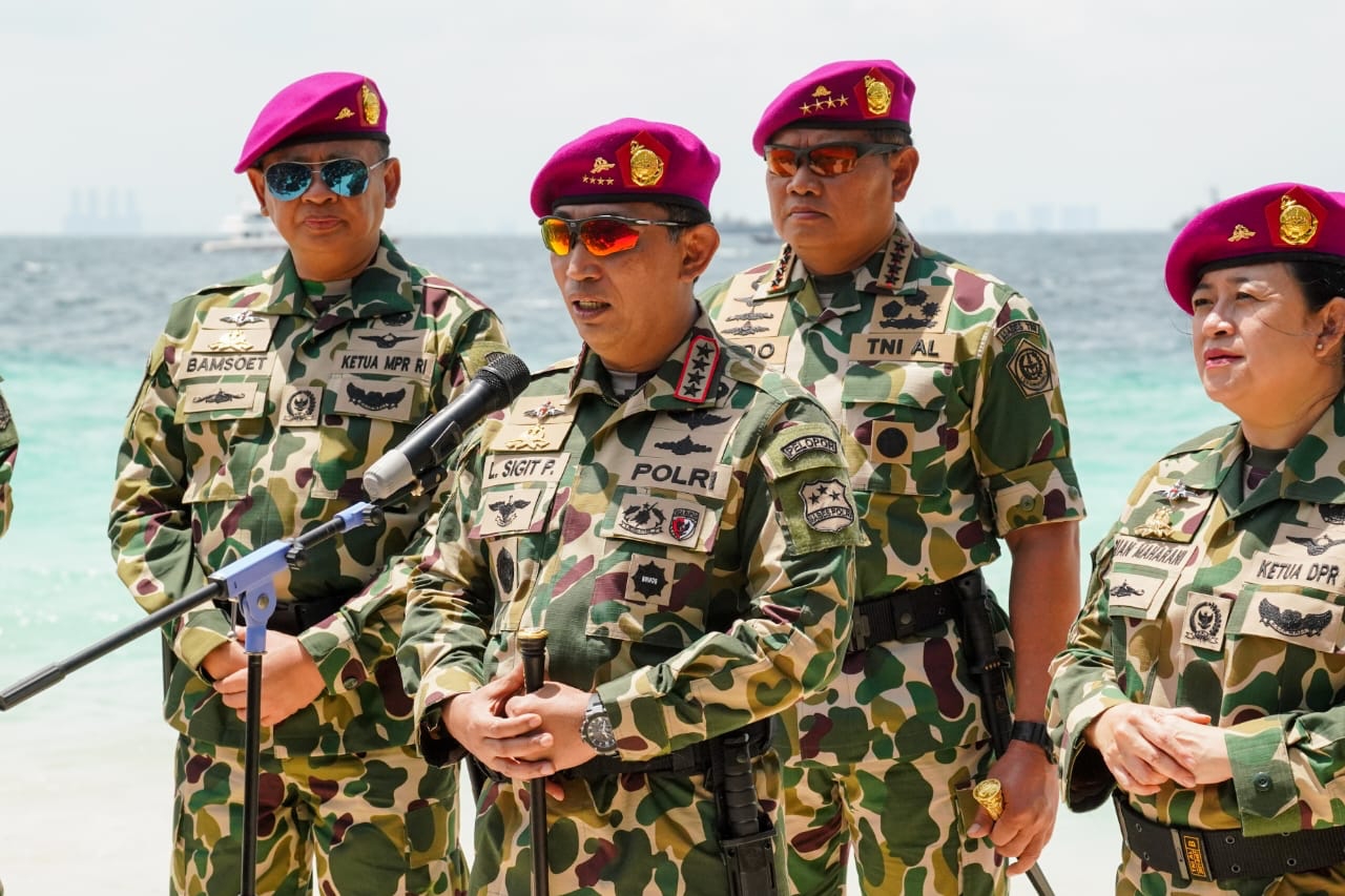 Kapolri Jadi Warga Kehormatan Korps Marinir, TNI-Polri Makin Kokoh