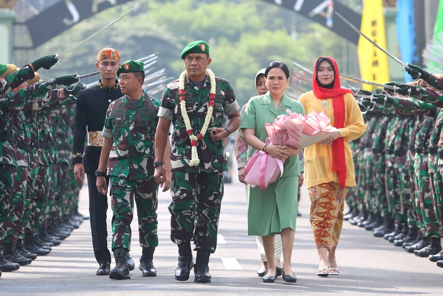 Mayjen TNI Mohamad Hasan, Tradisi Penyambutan Pangdam Jaya Baru