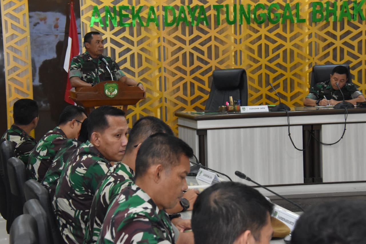 Hari Pertama Pangdam Jaya Bertugas  Laksanakan Entry Briefing