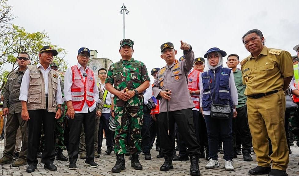 Kapolri Tinjau Pelabuhan Merak, Wujudkan Mudik Aman untuk Masyarakat