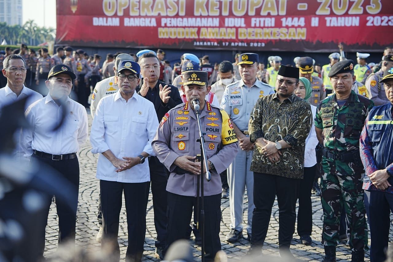 Operasi Ketupat 2023 Resmi Digelar, Kapolri: Berikan Pelayanan Terbaik kepada Pemudik