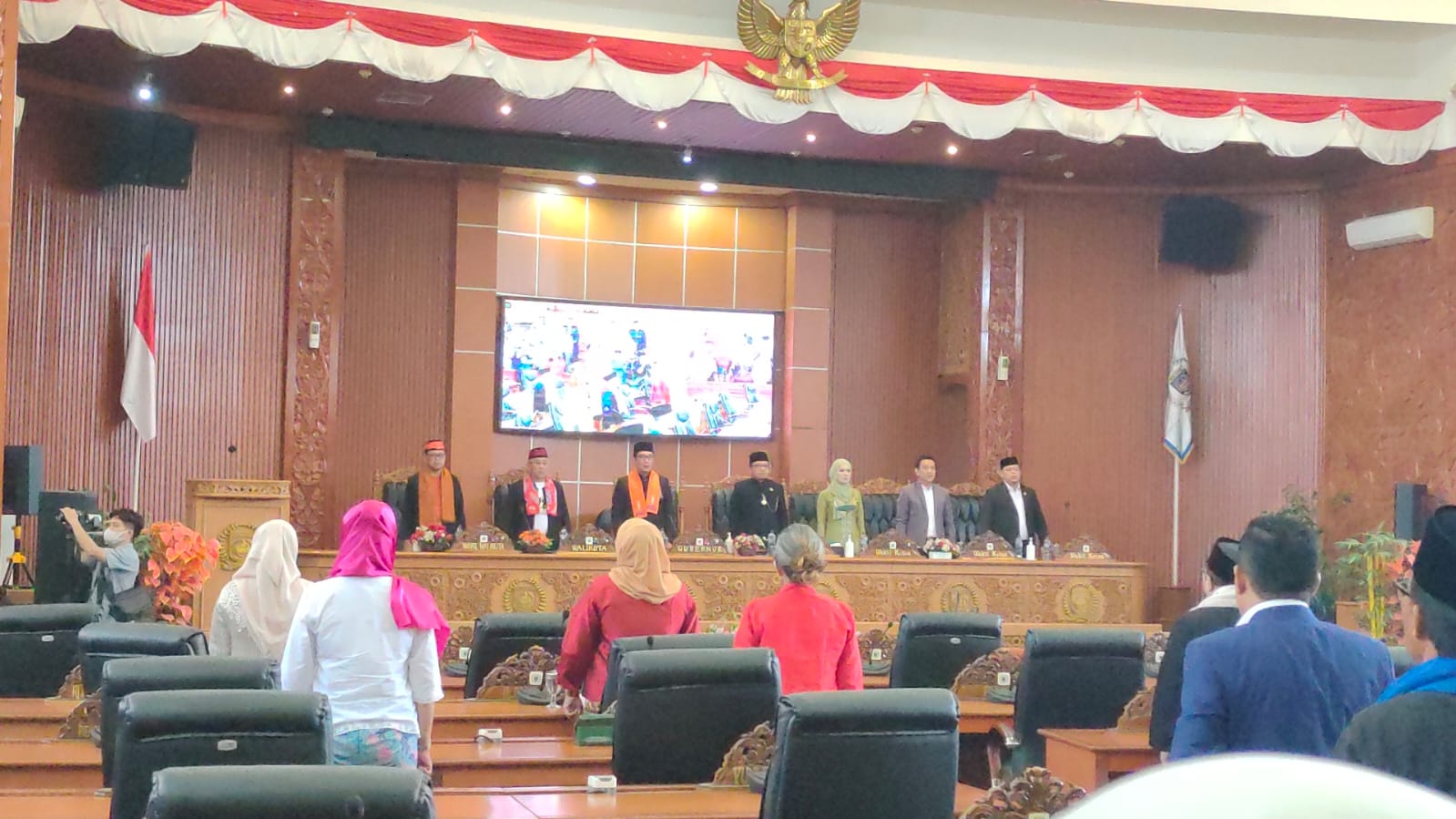 Paripurna DPRD Dalam Rangka HUT Kota Depok ke-24, Kang Emil Ingatkan Revolusi Digital