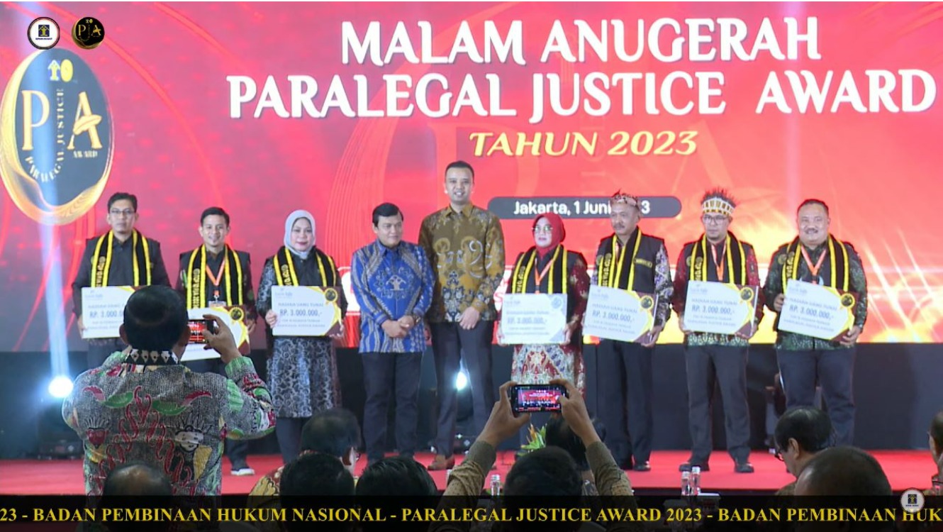 Malam Anugerah Paralegal Justice Award 2023, Perwakilan Kalsel Peroleh Reward ASDJ dan PJA