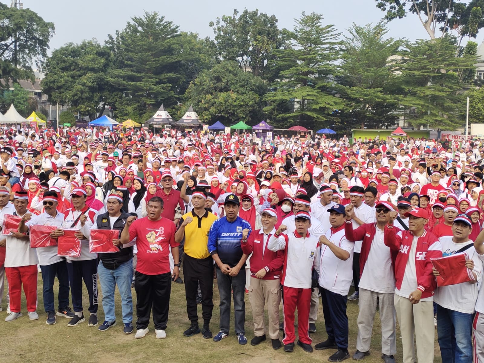 5000 Peserta Meriahkan “Jalan Sehat Keluarga Merah Putih” LDII