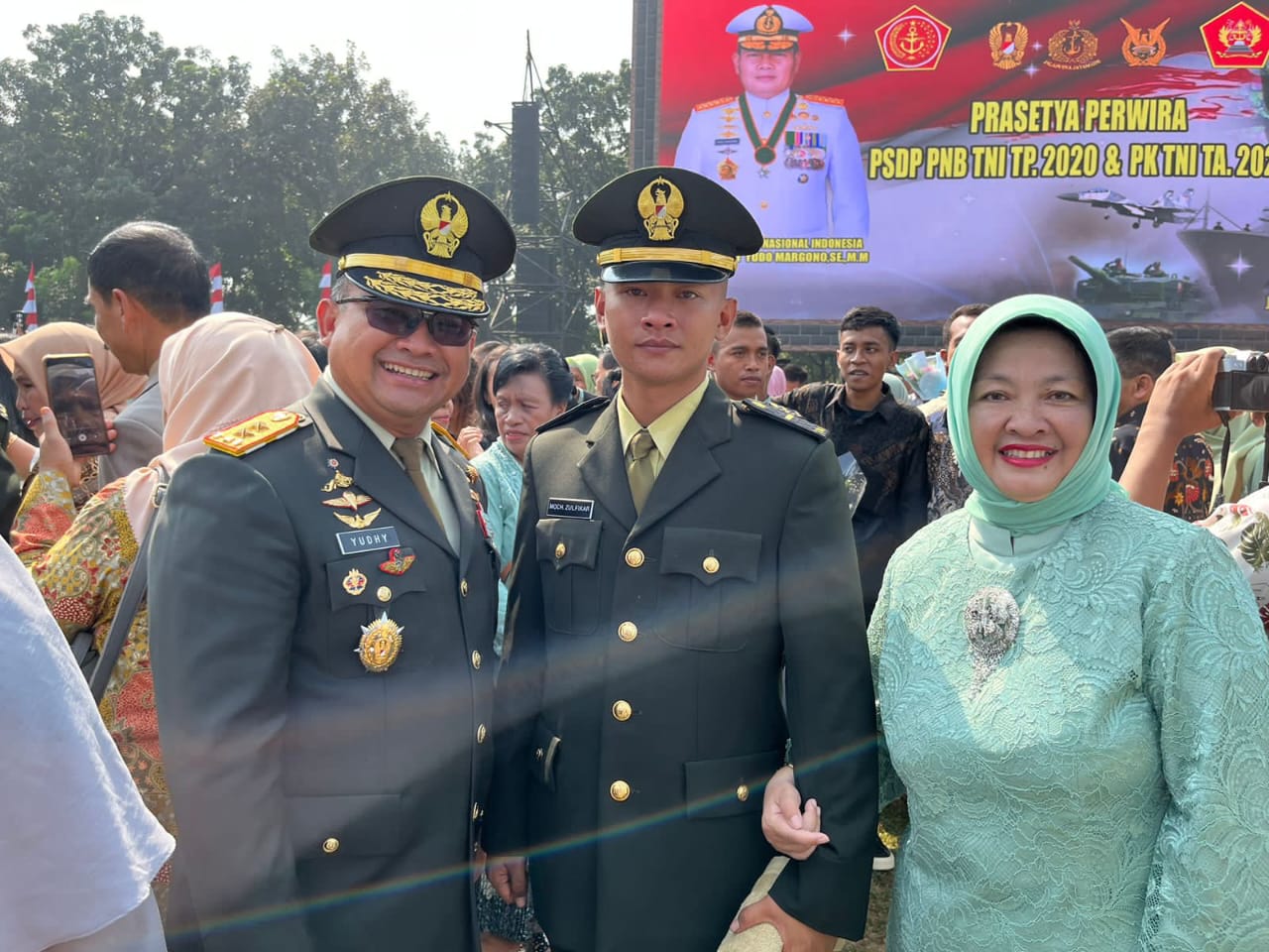 Danpussenarmed Saksikan Putranya Dilantik Sebagai Prajurit TNI