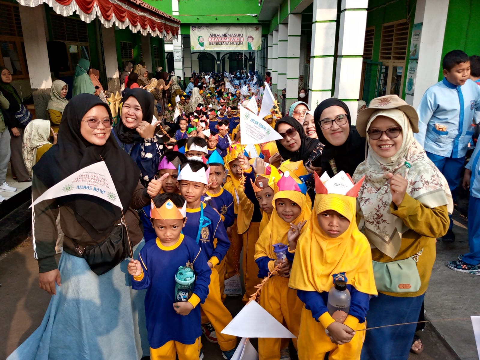 Musycab Muhammadiyah Limo –  Cinere, Ratusan Siswa SD Muhammadiyah Meruyung Mengelar Pawai