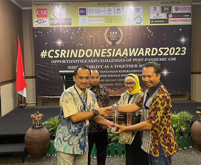Program Pembinaan Olahraga Panjat Tebing PLTU Banjarsari, Raih Indonesia CSR Award 2023