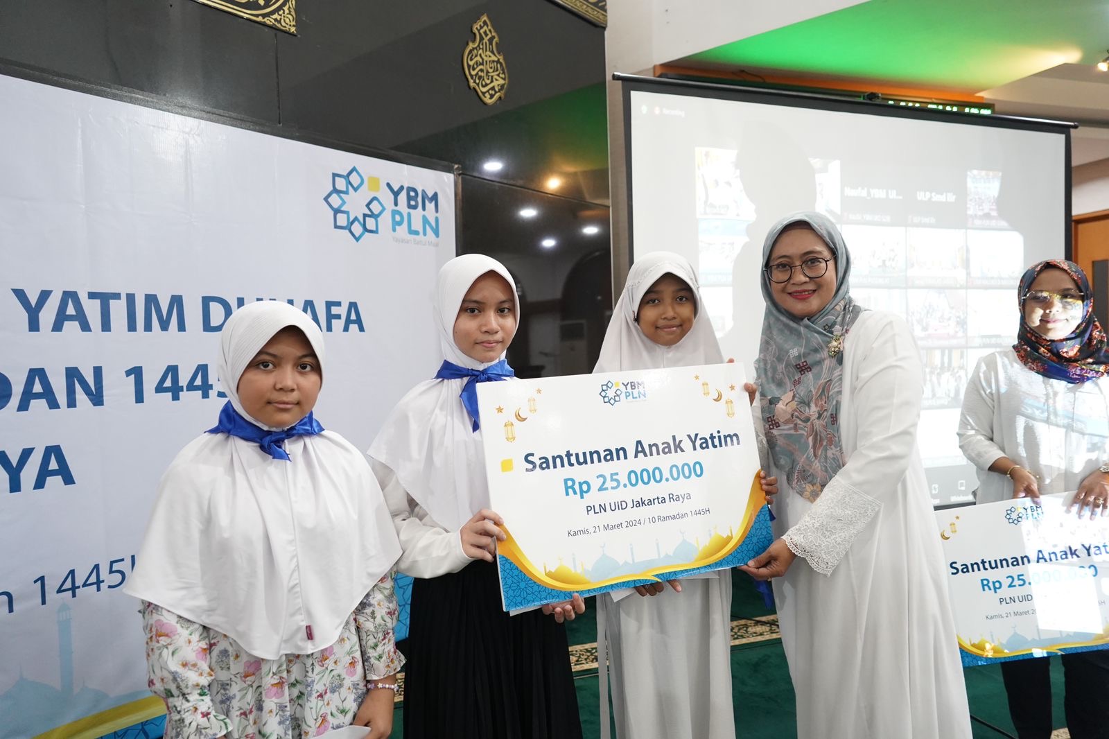 Bulan Penuh Berkah, YBM PLN UID Jakarta Raya Berbagi dengan Anak Yatim dan Dhuafa