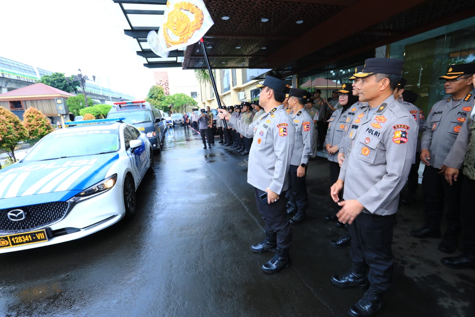 Bantu Korban Banjir Demak, Polri Kirim Tim Kemanusiaan