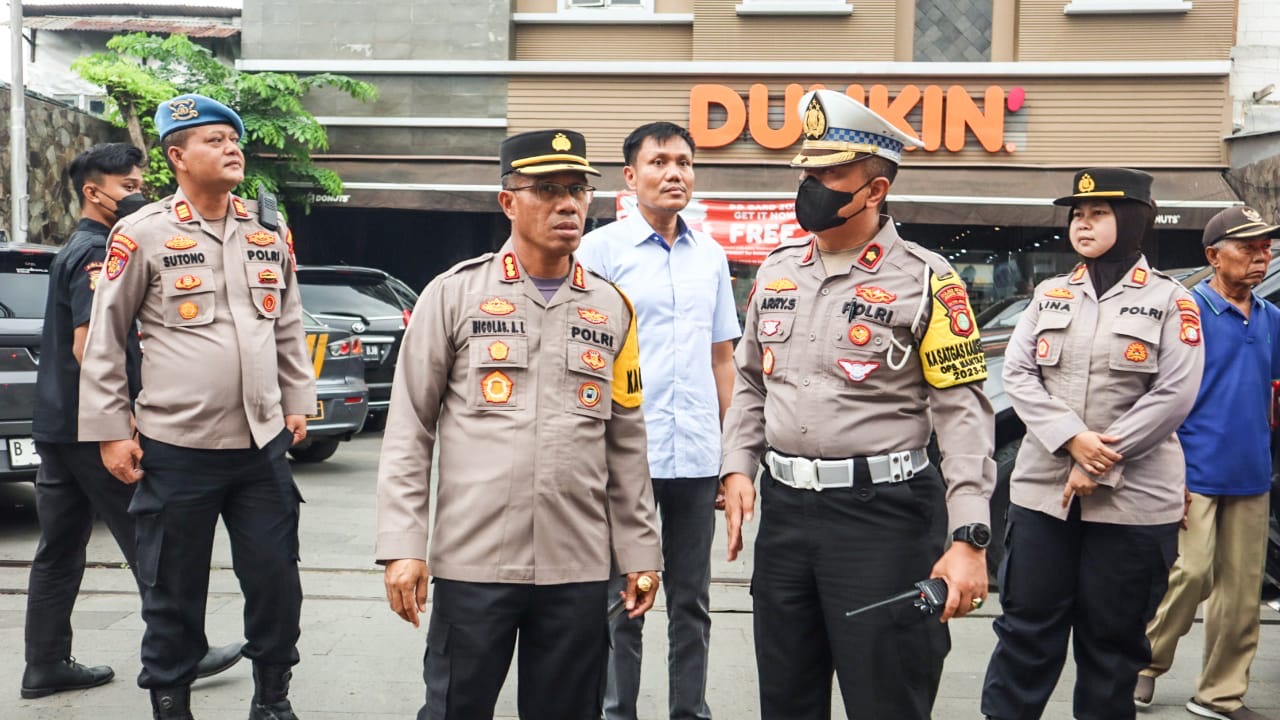 Polisi Amankan Jalur Lari Marathon Api Mrapen DPP PDIP di Wilayah Jakarta Timur