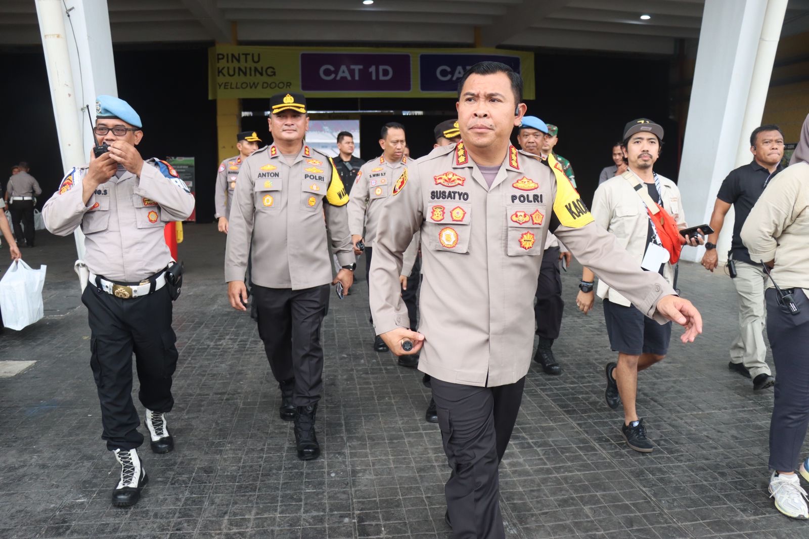 Polri Kerahkan 710 Personil Amankan Konser Musik Avanged Sevenfold di Stadion Madya GBK