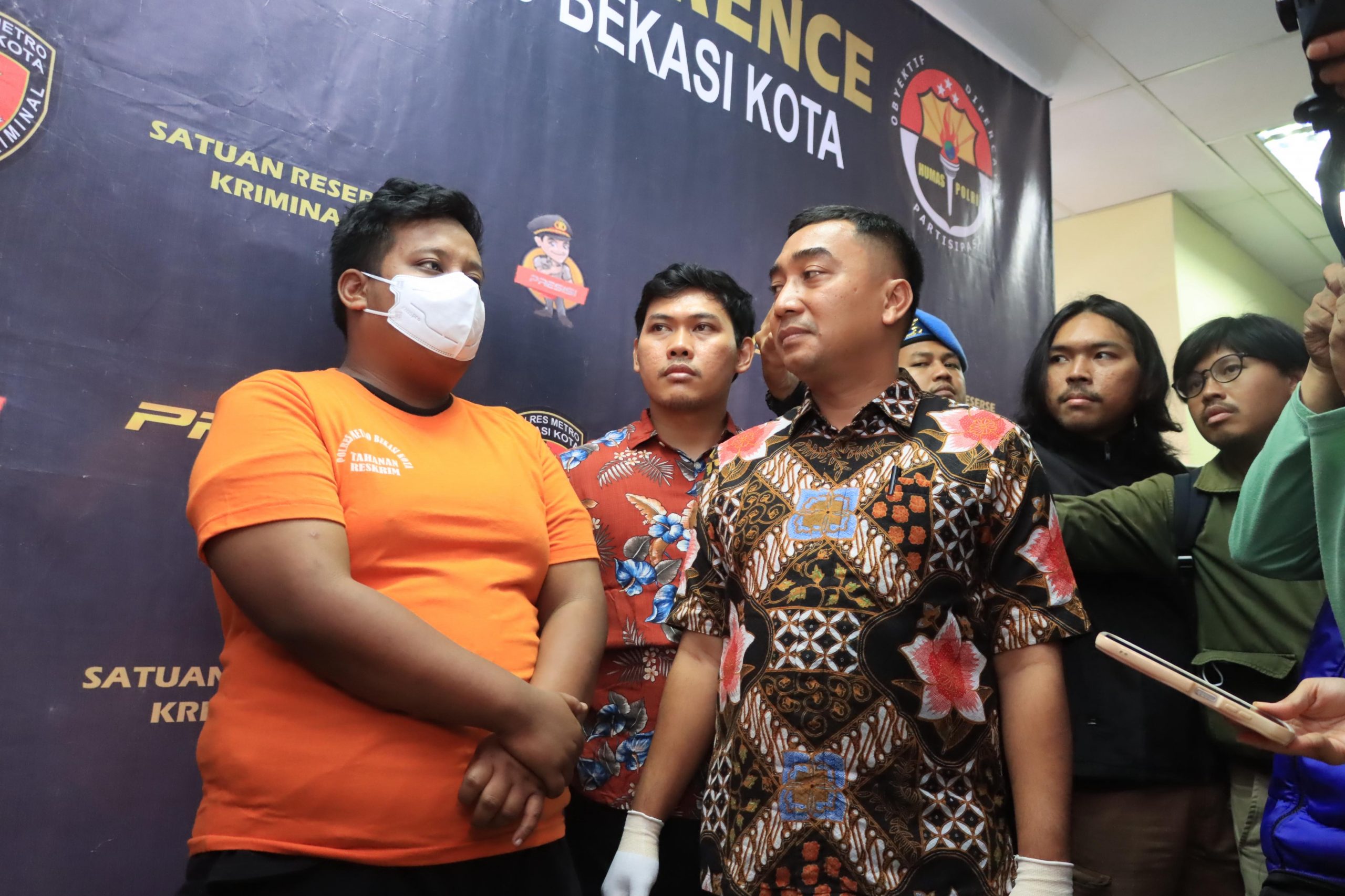 Polrestro Bekasi Ungkap Kasus Pidana Penipuan dan Penggelapan Penjualan Mobil Bekas