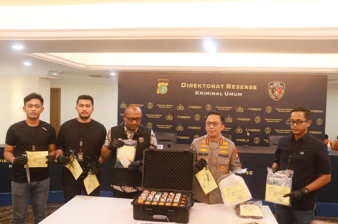 Polda Metro Jaya Berhasil Ungkap Perampokan Toko Jam Tangan Mewah di Pantai Indah Kapuk 2