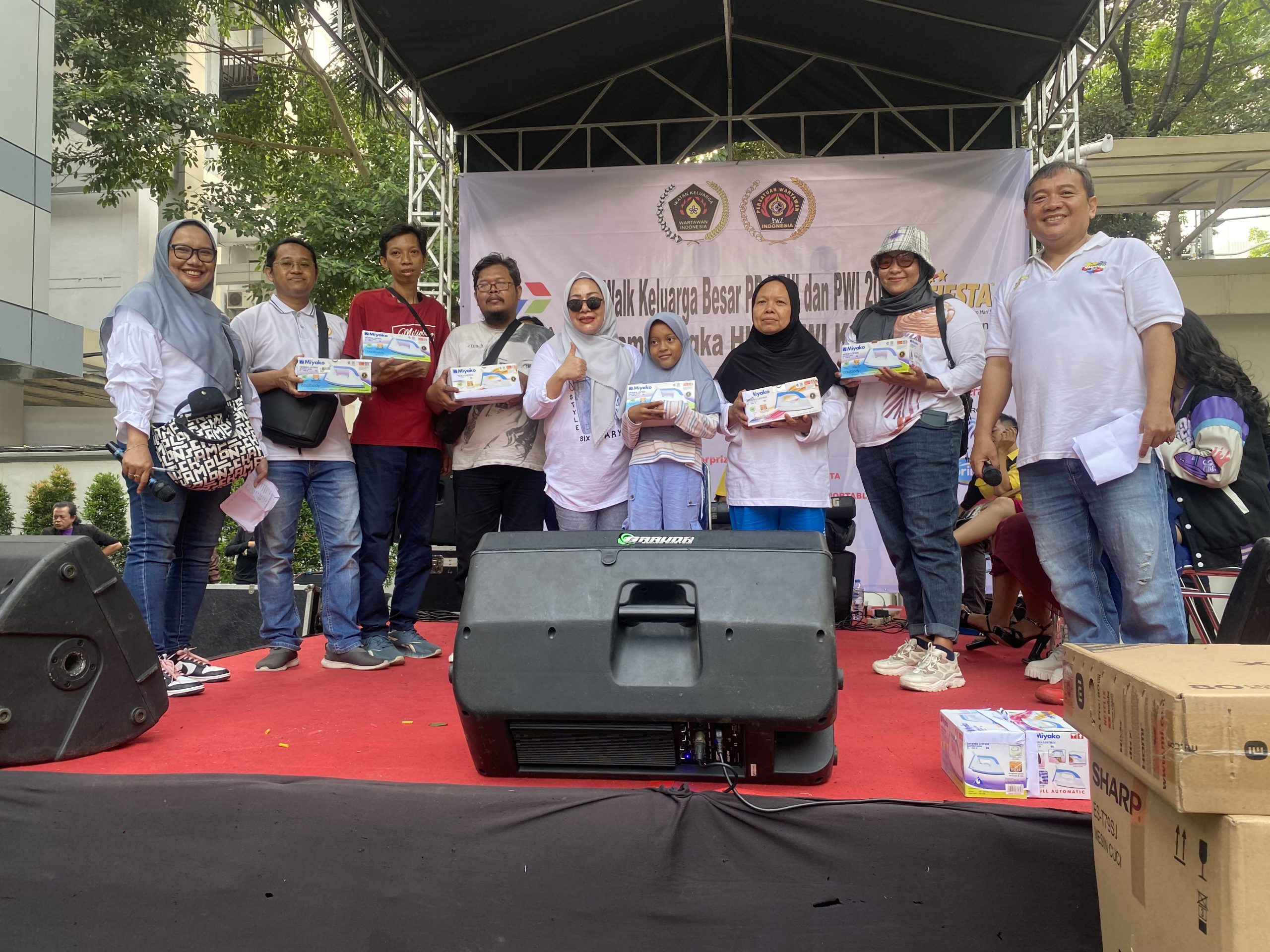 Diikuti Putri Wapres, Fun Walk HUT IKWI ke-63 Belangsung Meriah