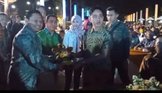 Paman Birin Undang Wapres Terpilih Gibran Rakabuming Raka di Pembukaan Porwanas 2024