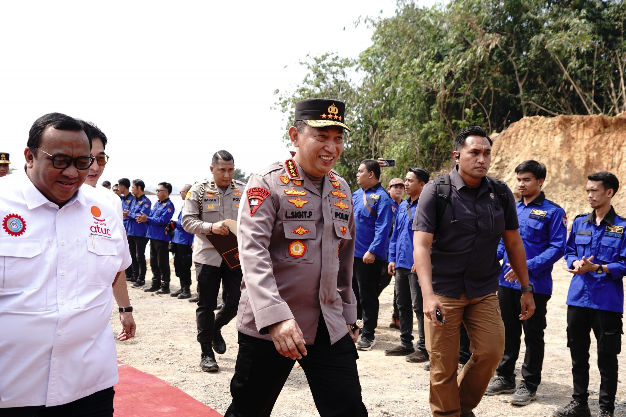 Peletakan Batu Pertama Pembangunan Gedung Pusdiklat SPSI di Jatiluhur oleh Kapolri