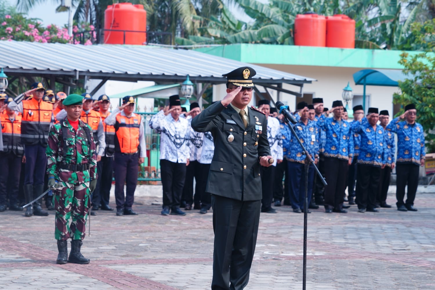 Kapolres Metro Bekasi dan Forkopimda Kabupaten Bekasi Gelar Upacara Tabur Bunga Sambut Hari Kemerdekaan RI ke-79