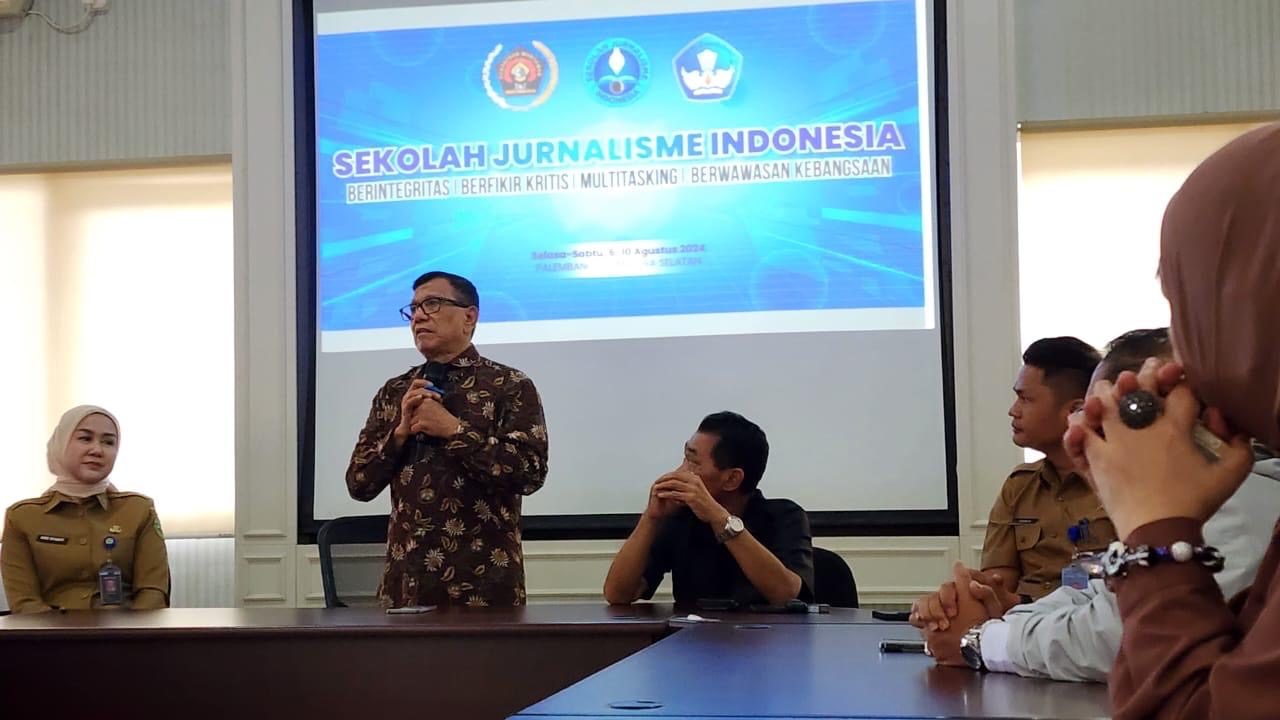 Ketum PWI Pusat Hendry Ch Bangun Resmi Buka SJI di Palembang