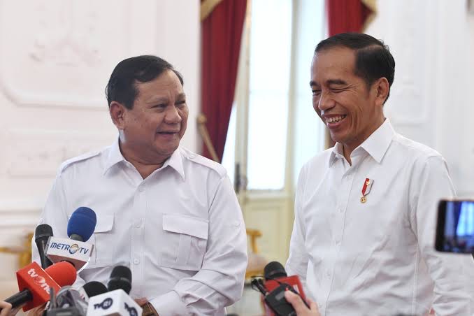 Pakar Politik dan Ekonomi Sepakat, Apresiasi 10 Tahun Jokowi dan Dukung Pemerintahan Baru