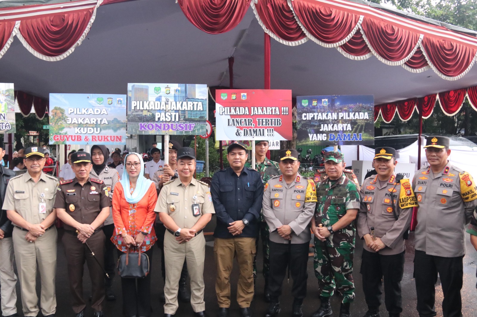 Pj Gubernur, Kapolda, dan Pangdam Jaya Tinjau Kesiapan TPS Pilkada 2024