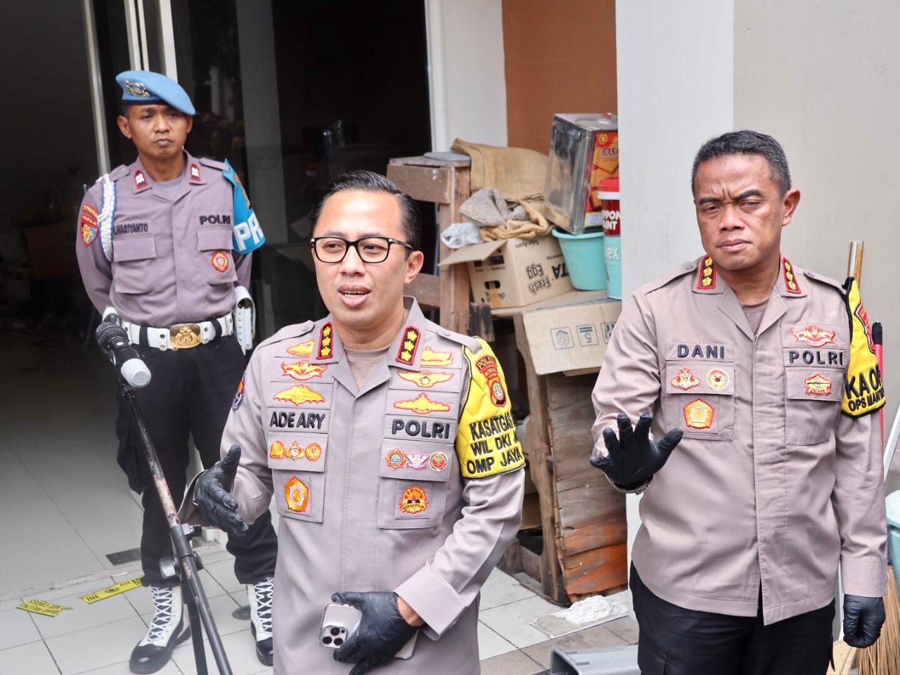 Polisi Geledah ‘Kantor Satelit’ Judi Online Yang Libatkan Pegawai Komdigi