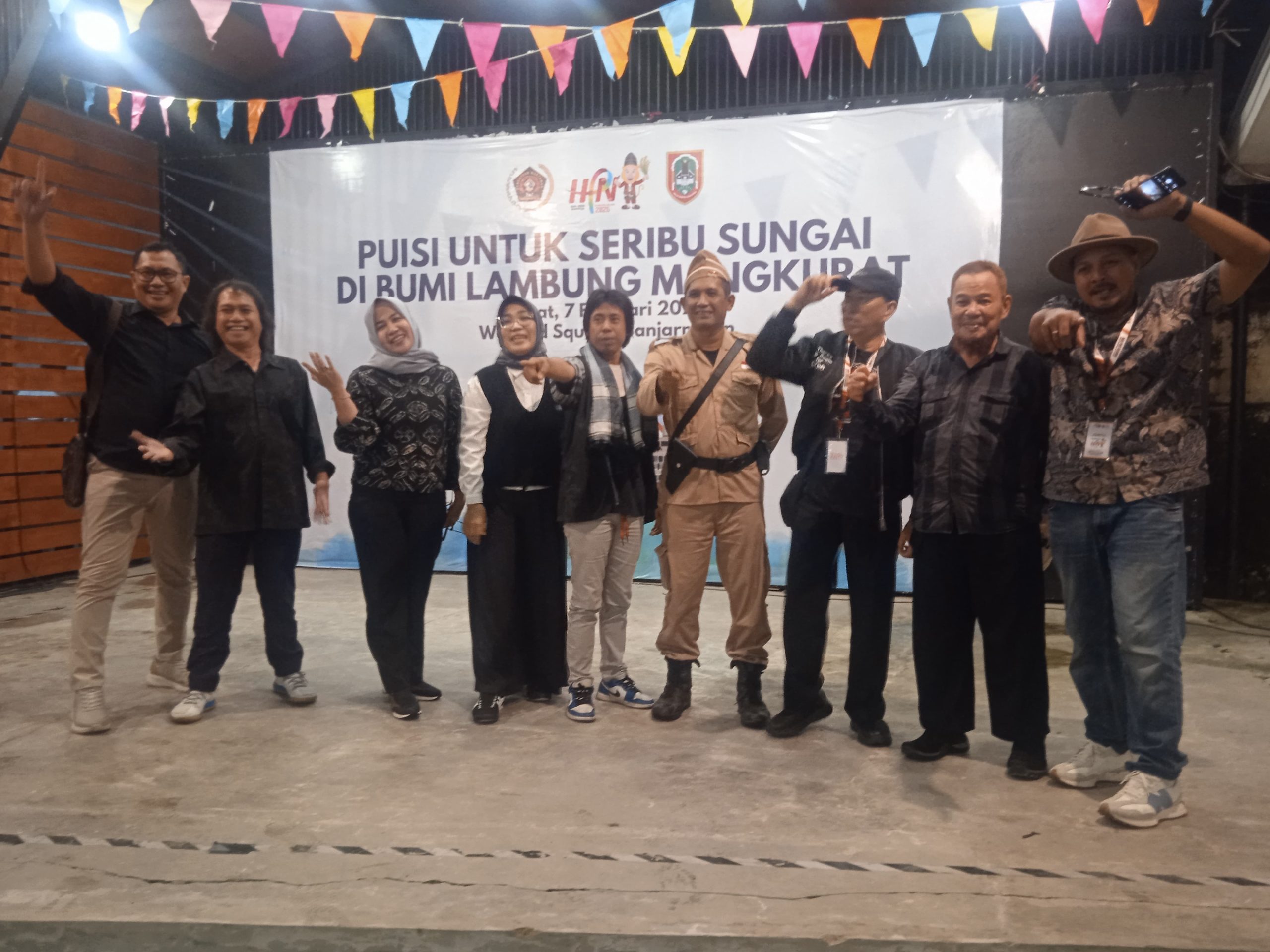 “Sebuah Jaket Berlumuran Darah” dan Wetland Square pun bergelora, Catatan A. R. Loebis