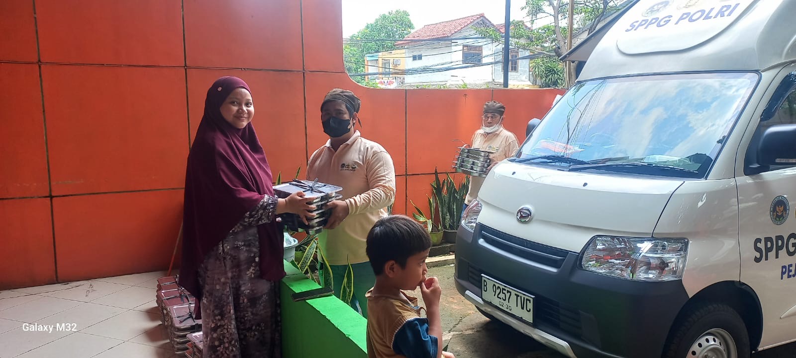 Polri, BGN dan YKB Uji Coba SPPG Polri di Pejaten dan Cipinang