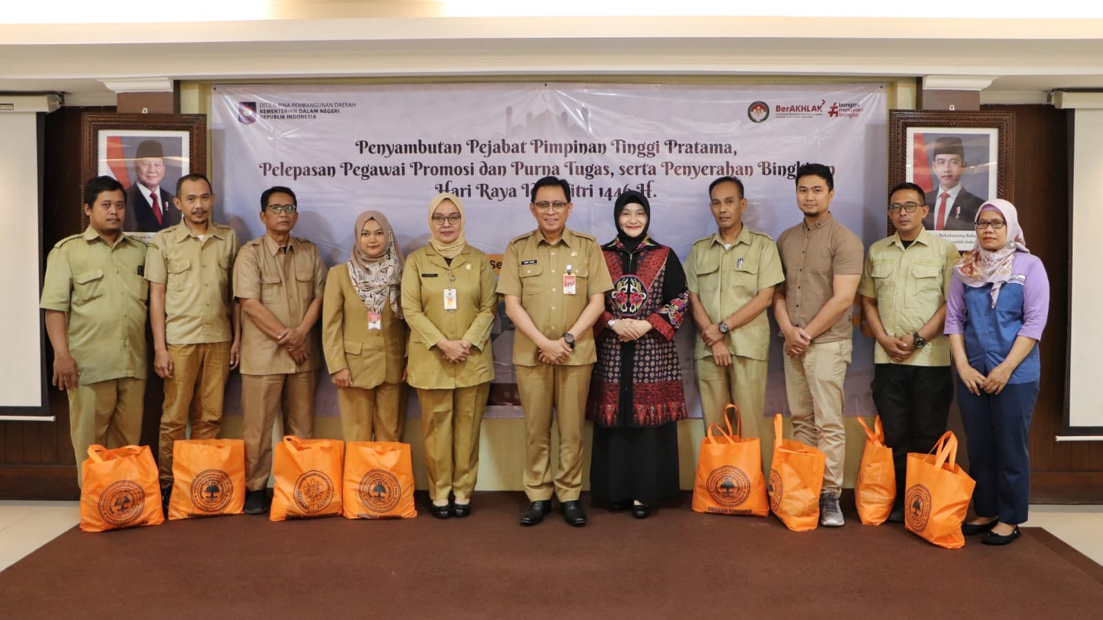 DWP Ditjen Bina Pembangunan Daerah Gelar Bakti Sosial di Bulan Ramadan 1446 H DWP Ditjen Bina Pembangunan Daerah Gelar Bakti Sosial di Bulan Ramadan 1446 H