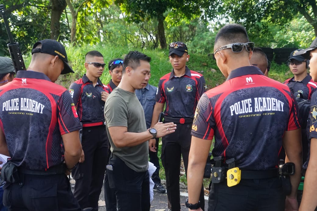 Delapan Dari 17 Taruna Akpol Raih Piala di Kejuaraan Menembak Danjen Kopassus Delapan Dari 17 Taruna Akpol Raih Piala di Kejuaraan Menembak Danjen Kopassus