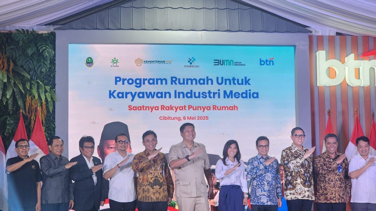 Ketua Umum PWI pusat Hendry Ch Bangun, Wartawan Agar Manfaatkan Program Rumah Subsidi Ketua Umum PWI pusat Hendry Ch Bangun, Wartawan Agar Manfaatkan Program Rumah Subsidi