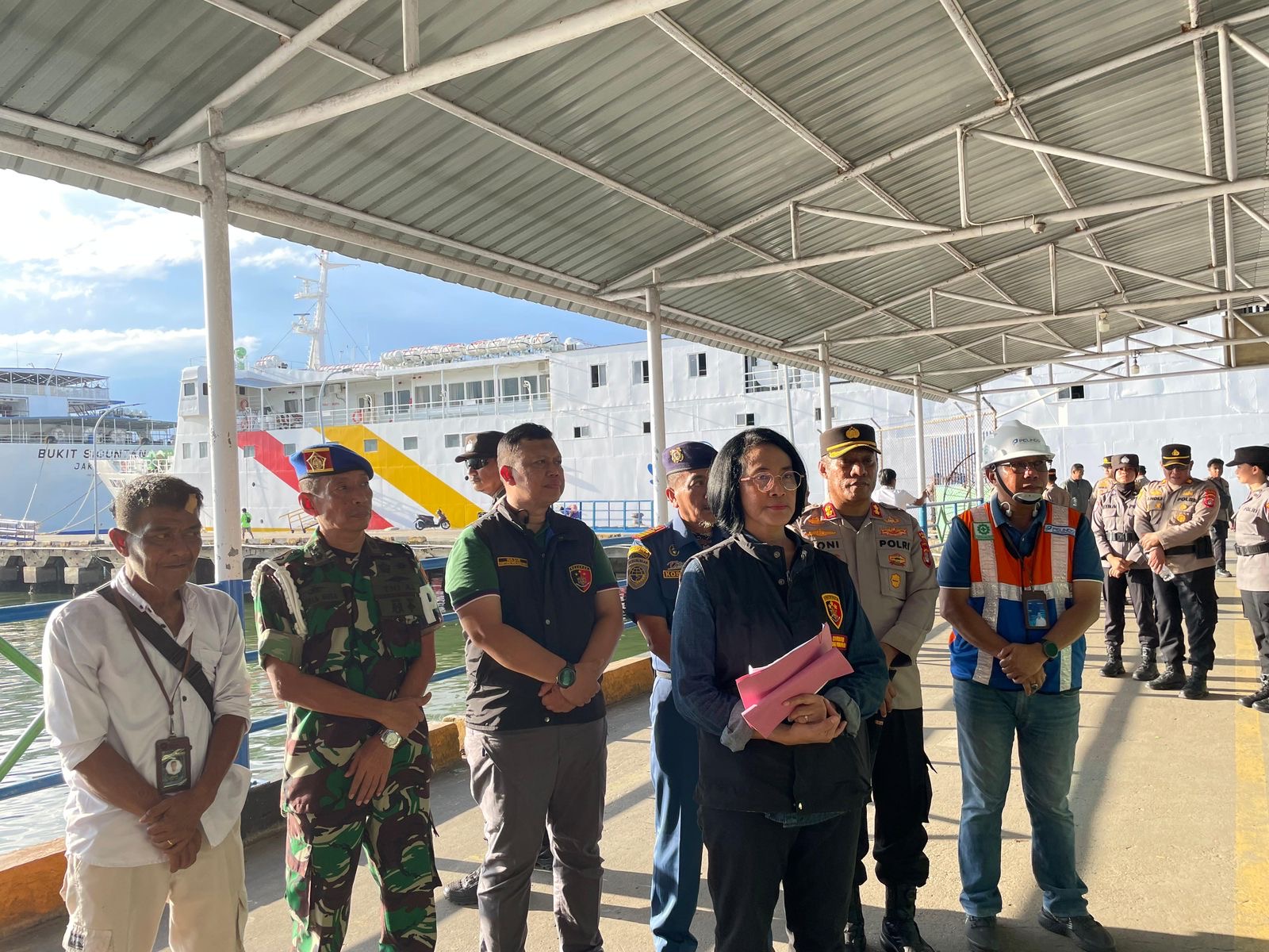 Satgas Gakkum Desk Pelindungan Pekerja Migran Indonesia Gagalkan Pengiriman Calon Pekerja Migran Non Prosedural di Perbatasan Indonesia – Malaysia Satgas Gakkum Desk Pelindungan Pekerja Migran Indonesia Gagalkan Pengiriman Calon Pekerja Migran Non Prosedural di Perbatasan Indonesia – Malaysia
