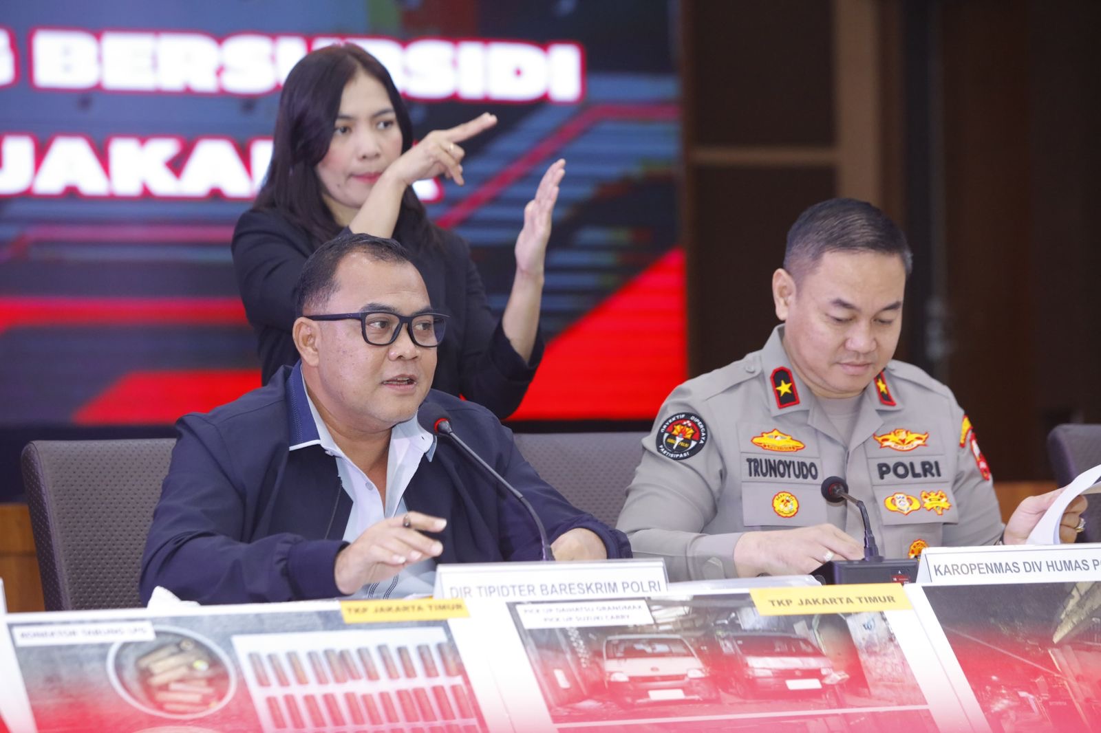 Bareskrim Polri Bongkar Sindikat Oplosan Gas Subsidi di Jakarta, Negara Rugi Rp16,8 Miliar Bareskrim Polri Bongkar Sindikat Oplosan Gas Subsidi di Jakarta, Negara Rugi Rp16,8 Miliar
