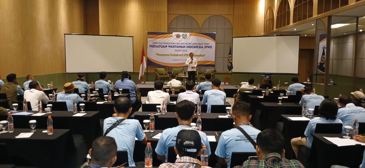 Persatuan Wartawan Indonesia (PWI) sukses menggelar Orientasi Kewartawanan dan Keorganisasian (OKK) di Kabupaten Indramayu Persatuan Wartawan Indonesia (PWI) sukses menggelar Orientasi Kewartawanan dan Keorganisasian (OKK) di Kabupaten Indramayu
