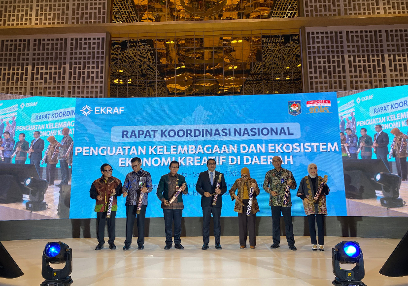 Dirjen Bina Bangda: Daerah Punya Peran Strategis dalam Penguatan Ekonomi Kreatif Dirjen Bina Bangda: Daerah Punya Peran Strategis dalam Penguatan Ekonomi Kreatif
