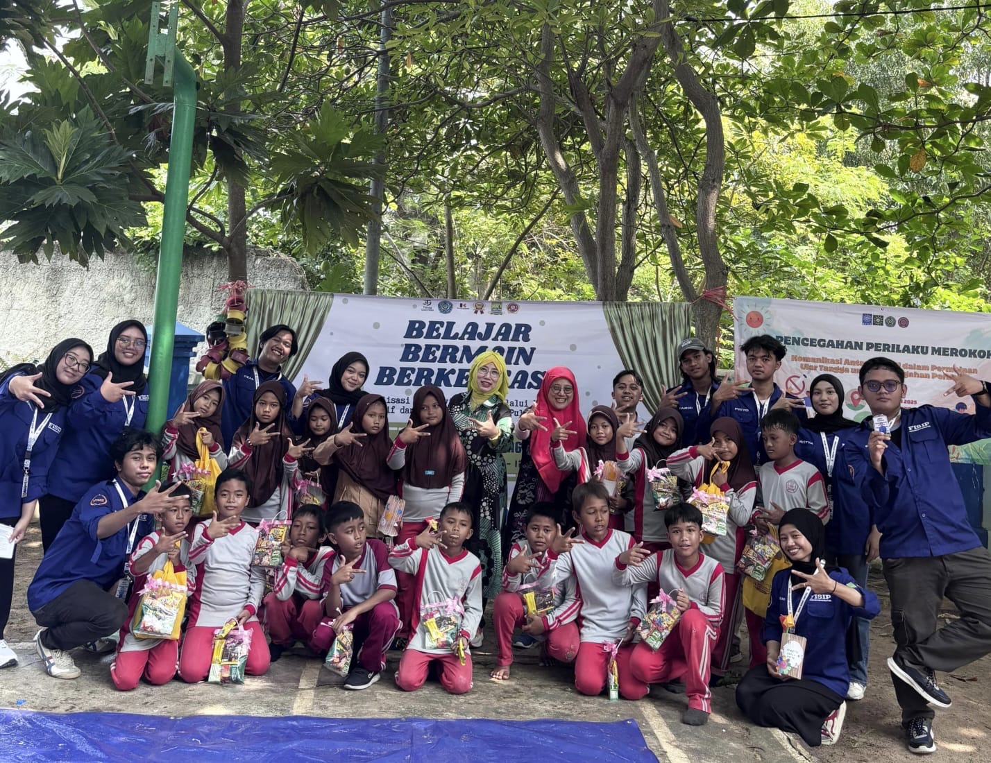 Tingkatkan Kesadaran Lingkungan dan Kesehatan, Mahasiswa UHAMKA Gelar Edukasi Edukasi Kreatif Siswa Pulau Tidung 01 Tingkatkan Kesadaran Lingkungan dan Kesehatan, Mahasiswa UHAMKA Gelar Edukasi Edukasi Kreatif Siswa Pulau Tidung 01