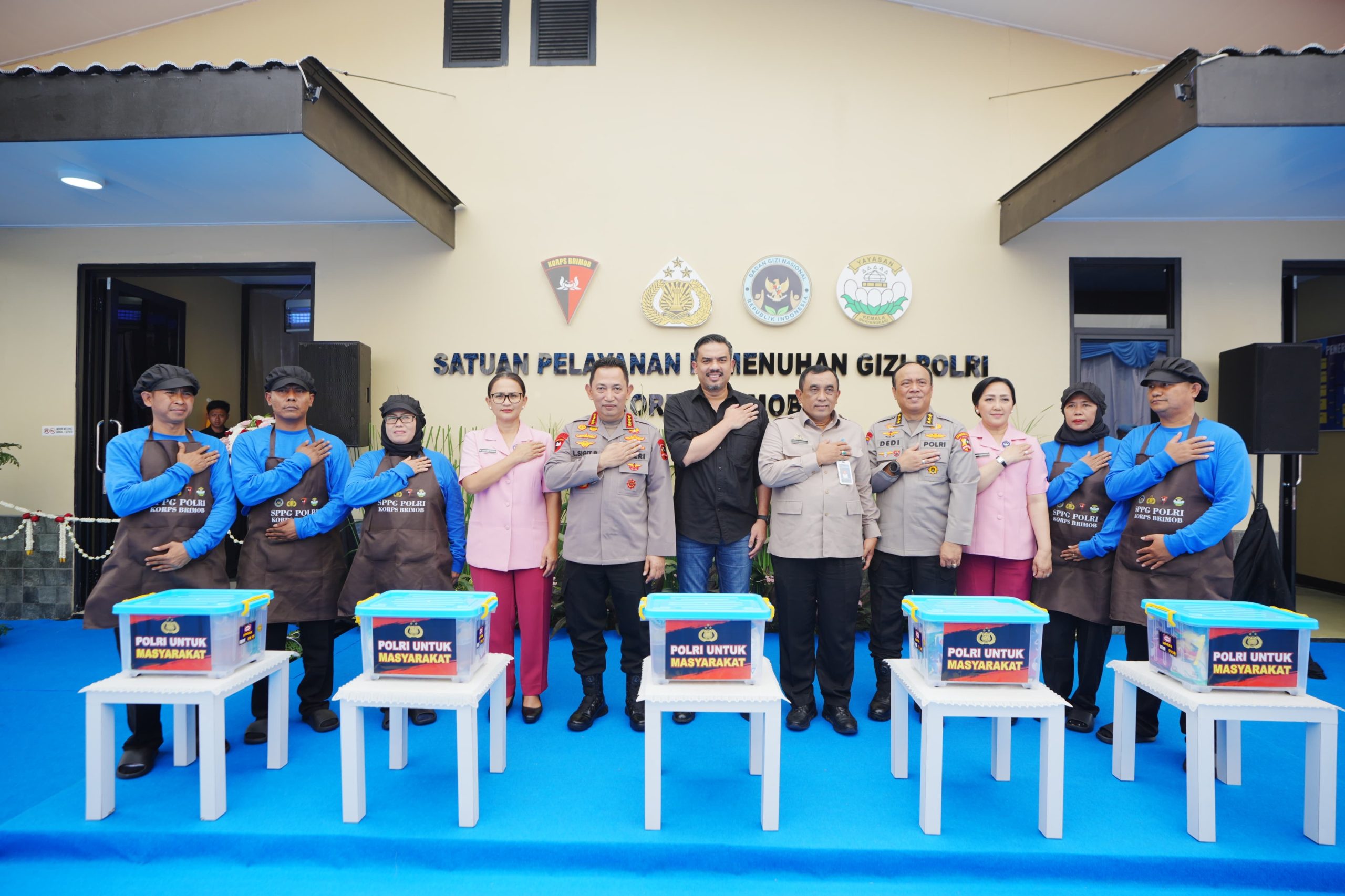 Kapolri Resmikan 28 SPPG Polri, Instruksikan Perkuat Quality Control Kapolri Resmikan 28 SPPG Polri, Instruksikan Perkuat Quality Control