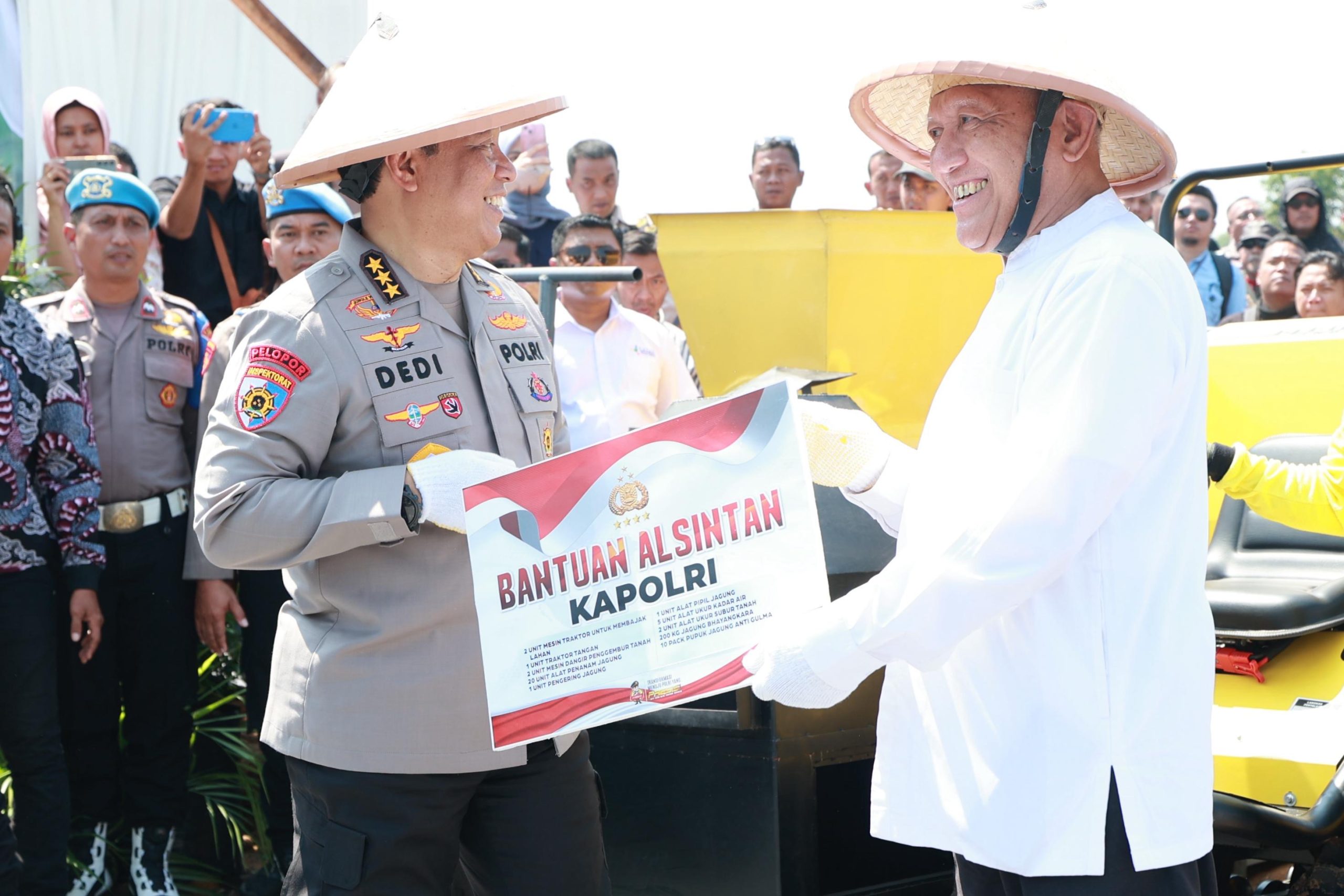 Gandeng Ponpes, Petani Gaungkan Swasembada Pangan Lewat Gerakan Tanam Jagung Gandeng Ponpes, Petani Gaungkan Swasembada Pangan Lewat Gerakan Tanam Jagung
