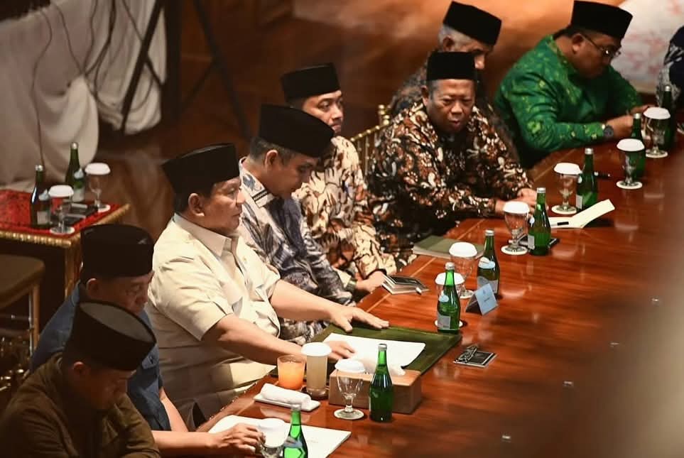 Ketum Muhammadiyah Haedar Nashir: Stop Demonstrasi Anarkis, Saatnya Gandengan Tangan untuk Indonesia Ketum Muhammadiyah Haedar Nashir: Stop Demonstrasi Anarkis, Saatnya Gandengan Tangan untuk Indonesia