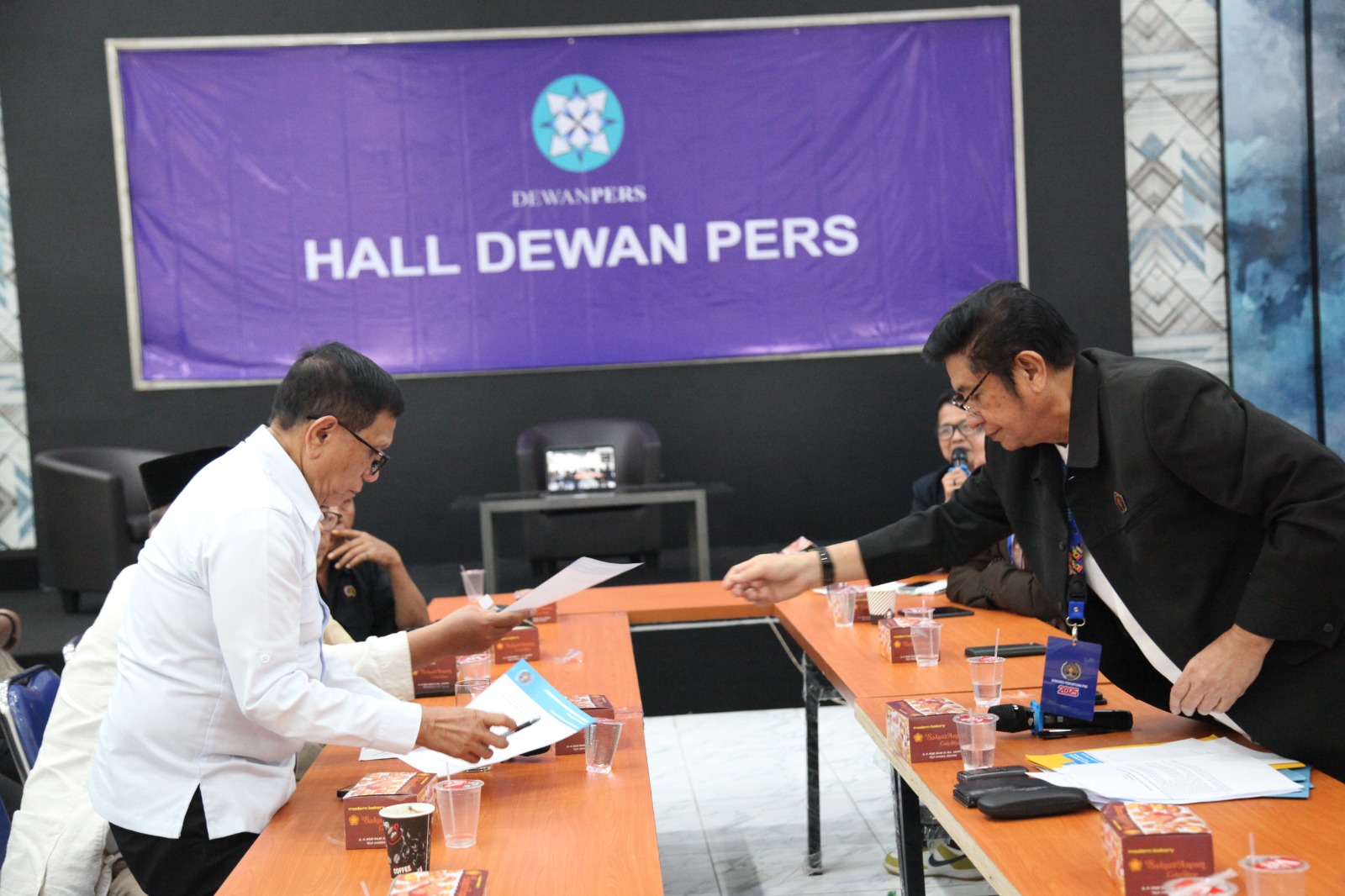 Hendry Ch Bangun Mantap Melaju, Kongres Persatuan PWI 2025 Jadi Ajang Persatuan Hendry Ch Bangun Mantap Melaju, Kongres Persatuan PWI 2025 Jadi Ajang Persatuan