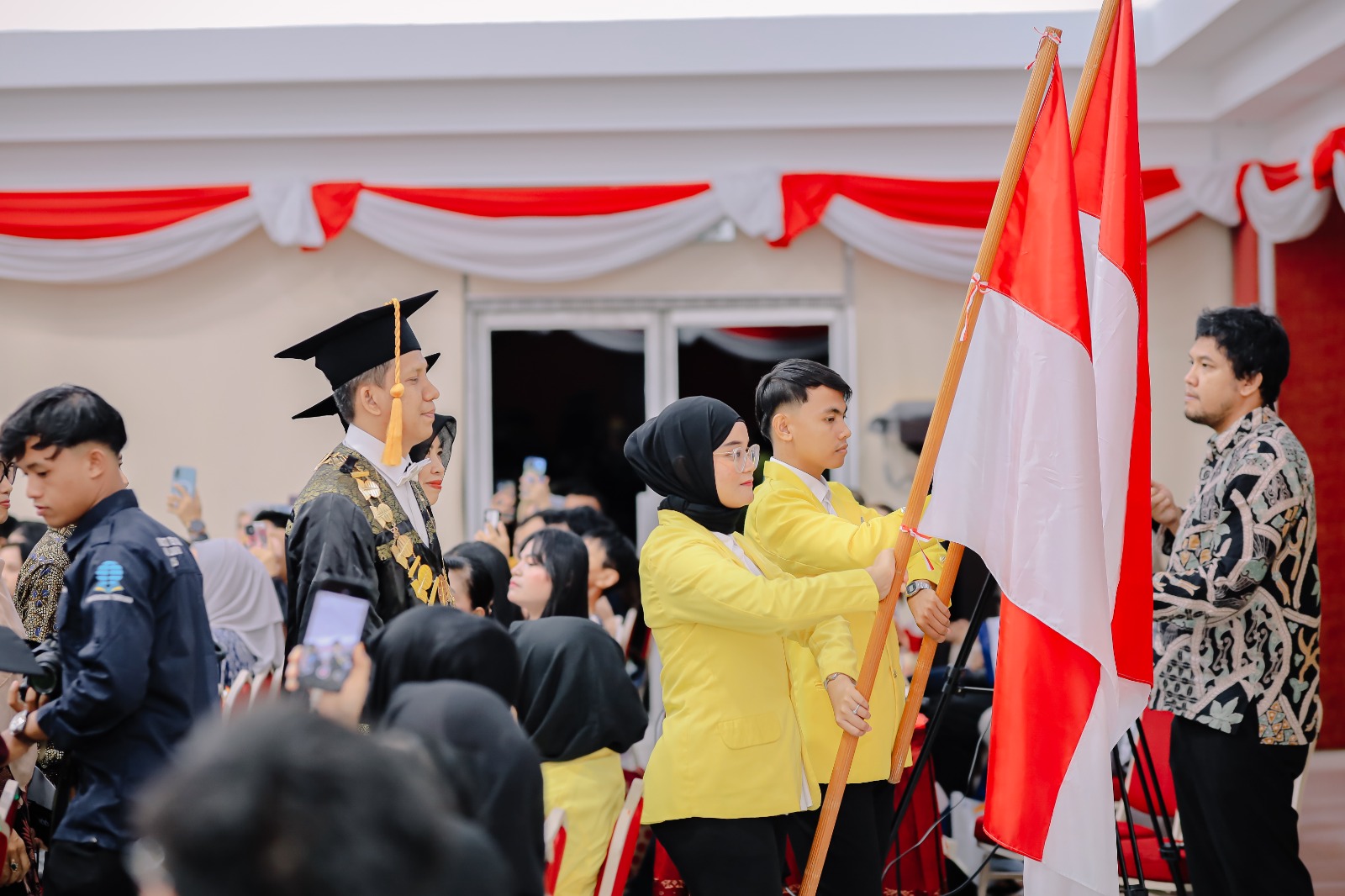 Sejarah Baru, UT Wisuda PMI di Negeri Jiran
