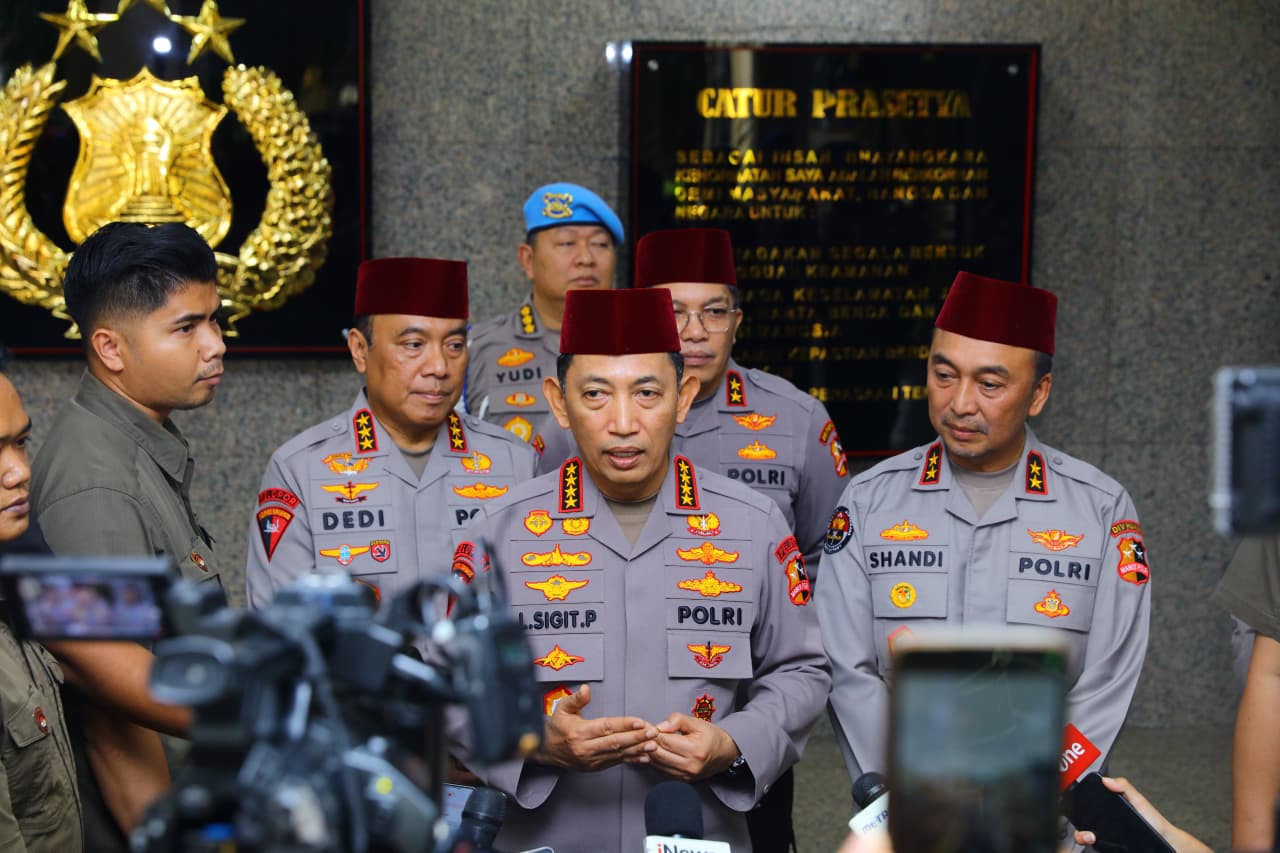 Kapolri: Tausiah Ustaz Abdul Somad Jadi Spirit Pengabdian Polri Kapolri: Tausiah Ustaz Abdul Somad Jadi Spirit Pengabdian Polri