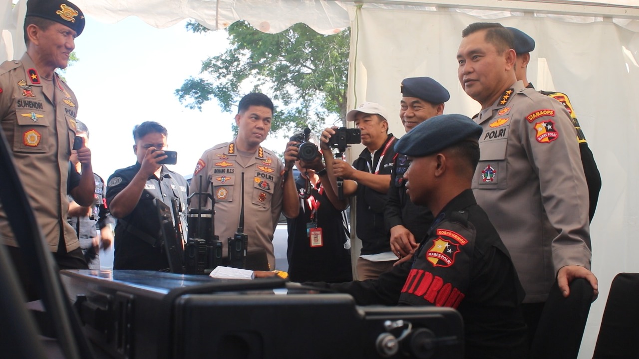 Anti-Drone Action, Polri Pastikan MotoGP Mandalika Aman dari Ancaman Udara Anti-Drone Action, Polri Pastikan MotoGP Mandalika Aman dari Ancaman Udara