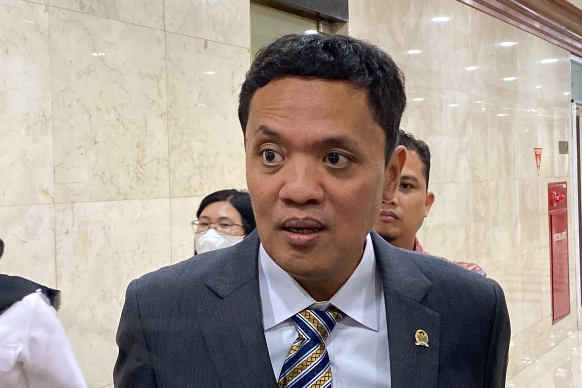 Komisi III DPR RI Apresiasi Polri Atas Kesuksesan Pengelolaan SPPG Komisi III DPR RI Apresiasi Polri Atas Kesuksesan Pengelolaan SPPG
