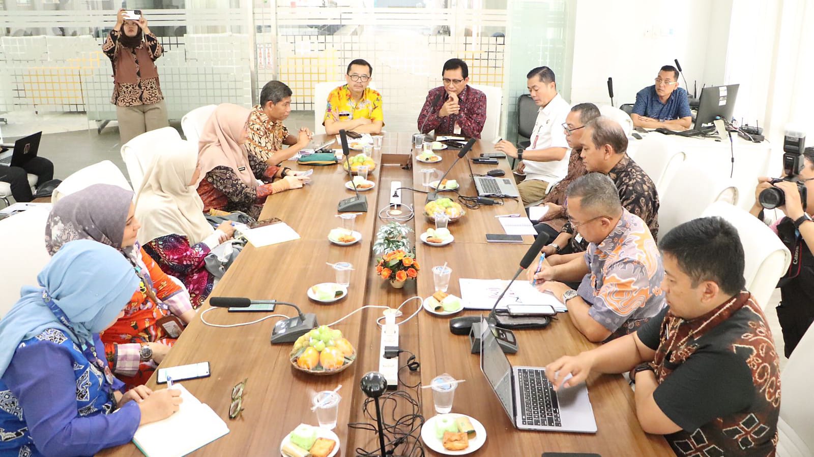 Dirjen Bina Bangda Dorong Pemda Aktif Awasi Keamanan Pangan Program MBG Dirjen Bina Bangda Dorong Pemda Aktif Awasi Keamanan Pangan Program MBG
